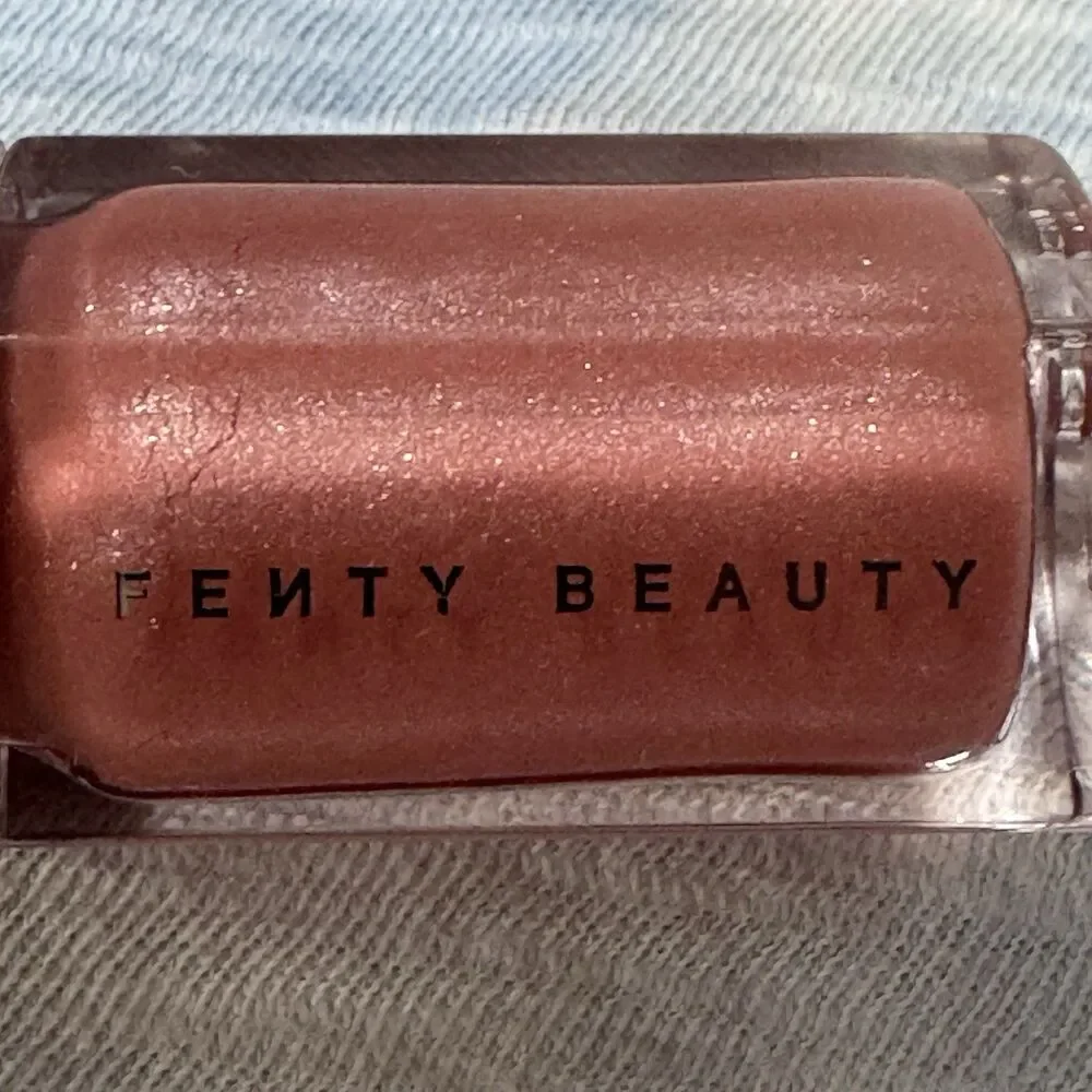 Fenty Beauty Gloss Bomb Universal Lip Luminizer - Fu$$y - 0.18fl oz - NWOB